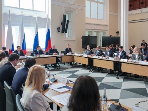 На первом заседании новой комиссии Госсовета РФ обсудили поддержку участников СВО и их семей