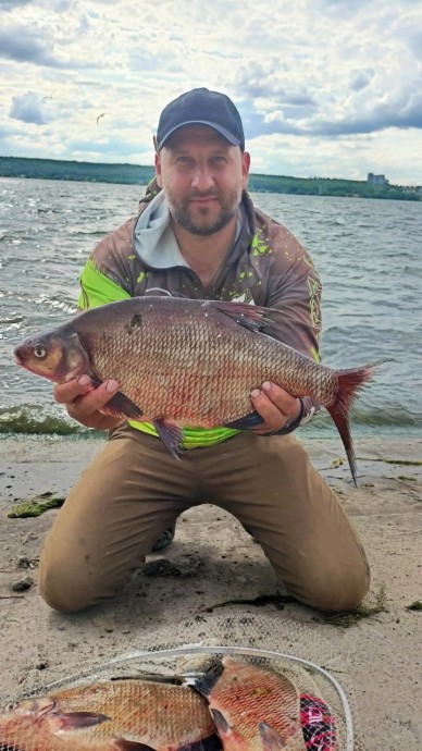 Курянин Алексей Ходосов стал бронзовым призером Кубка России по рыболовному спорту Курянин Алексей Ходосов стал бронзовым призером Кубка России по рыболовному спорту