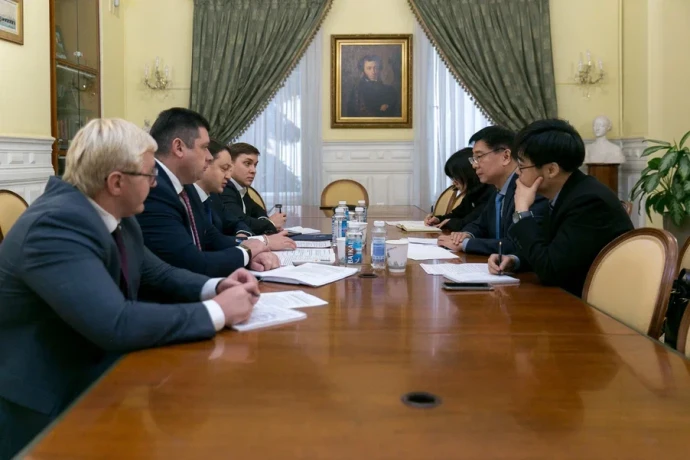 В Минкультуры России обсудили перспективы российско-китайского сотрудничества по вопросам сохранения культурного наследия В Минкультуры России обсудили перспективы российско-китайского сотрудничества по вопросам сохранения культурного наследия