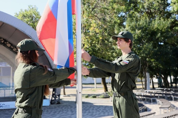 Сергей Кравцов: «Патриотическое воспитание – это работа со смыслами» Сергей Кравцов: «Патриотическое воспитание – это работа со смыслами»