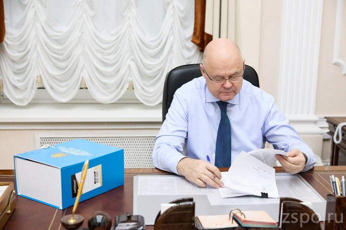 Вадим Супиков сообщил о внесении проекта бюджета региона в Законодательное Собрание