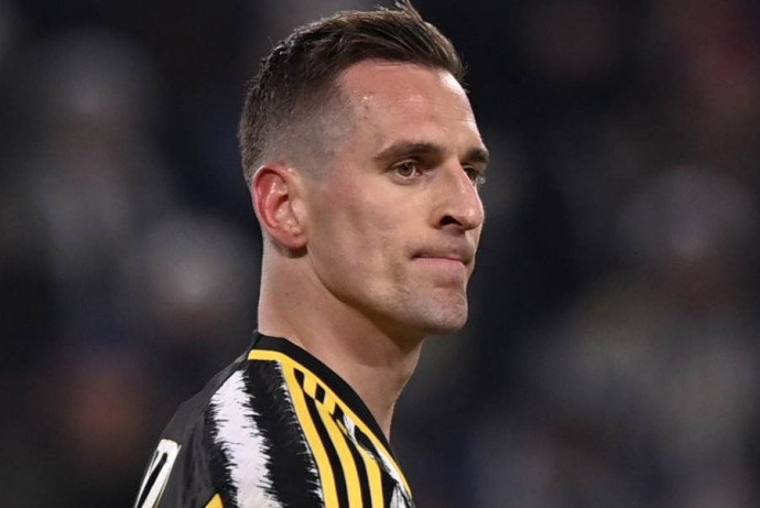 Польский нападающий "Ювентуса" Милик может продолжить карьеру в России