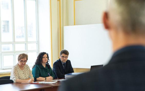 В Курске обсудили изменения в правилах землепользования и застройки города В Курске обсудили изменения в правилах землепользования и застройки города