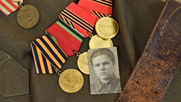 Сотрудники судов Москвы почтили память героев ВОВ в Музее Победы