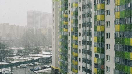 МЧС предупредило петербуржцев о мокром снеге 24 ноября