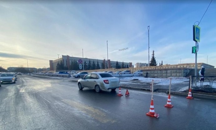 Около администрации Магнитогорска сбили пешехода