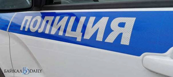 В Улан-Удэ мужчина с пистолетом пугал прохожих