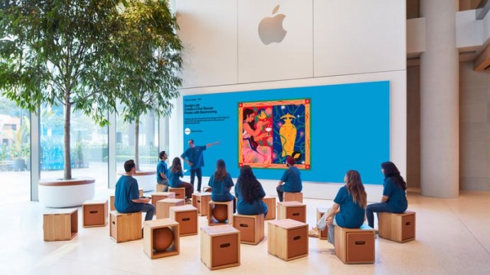 В марте Apple вывезла самолётами из Индии iPhone почти на рекордные $2 млрд