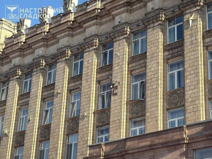 Дрон атаковал здание правительства в Белгороде