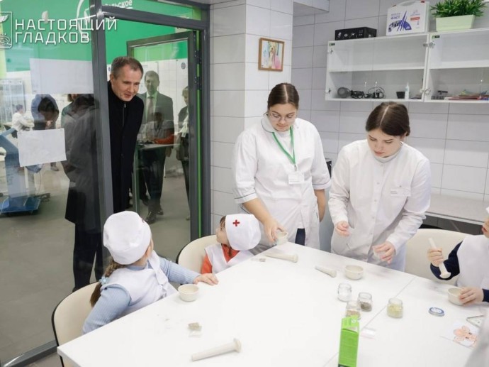 Вячеслав Гладков познакомил Игоря Щёголева с белгородской системой профобразования