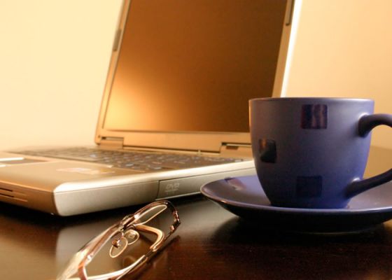 Сдвиги в преисподней, бегство из Вашингтона и датская гниль: утренний кофе с EADaily