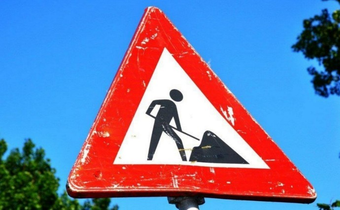 На перекрёстке ул. Дзержинского и Рождественской в Южно-Сахалинске ограничено движение