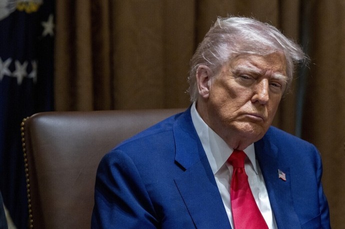 Зеленский пригласил Трампа на Украину