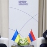 Захарова прокомментировала беседу Пашиняна и Зеленского на английском