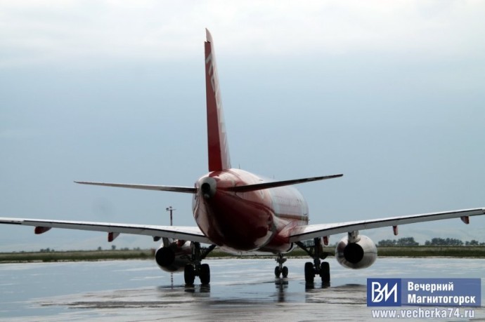 В Магнитогорске не смог приземлиться самолёт В Магнитогорске не смог приземлиться самолёт