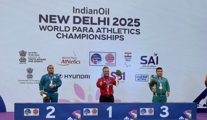 «Стоял на пьедестале с мировыми лидерами». Айаал Сивцев — о первой медали чемпионата мира