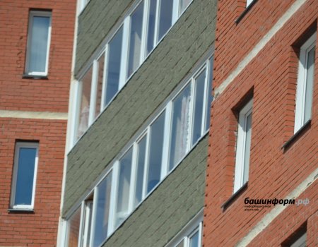 Уфимец сбросил ребенка с 4 этажа Уфимец сбросил ребенка с 4 этажа