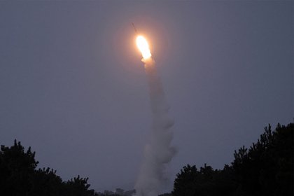 Северная Корея запустила ракеты в сторону Японского моря Северная Корея запустила ракеты в сторону Японского моря