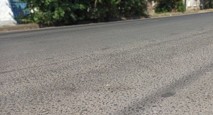 Депутатов возмутили некрасивые пятна на асфальте в Костроме