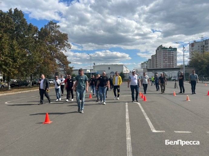 24 белгородца боролись за звание лучшего таксиста на всероссийском конкурсе