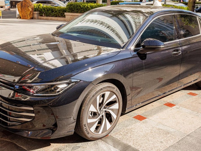 Volkswagen представил гибрид Passat ePro на автосалоне в Гуанчжоу