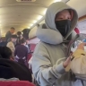 Пожар в салоне самолета с пассажирами на борту сняли на видео