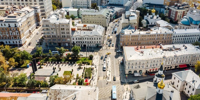 На торги выставили два помещения в исторических зданиях около станции метро «Чистые пруды»