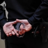 Двух подростков задержали по подозрению в поджоге офиса Народного фронта