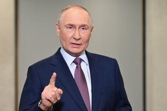 Путин пообещал ошеломляющий ответ в случае ударов по территории РФ дальнобойным оружием