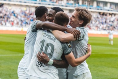 Бубнов назвал антифутболом игру "Балтики" при Талалаеве: "Бегают, как собаки"