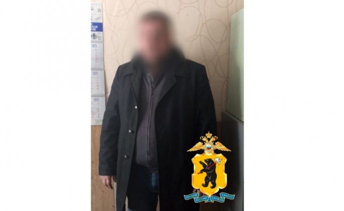 В Ярославле установили личность мужчины, повредившего несколько автомобилей