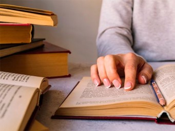 Создание ФГИС «Национальный словарный фонд» запланировано на 2026 год – вице-премьер