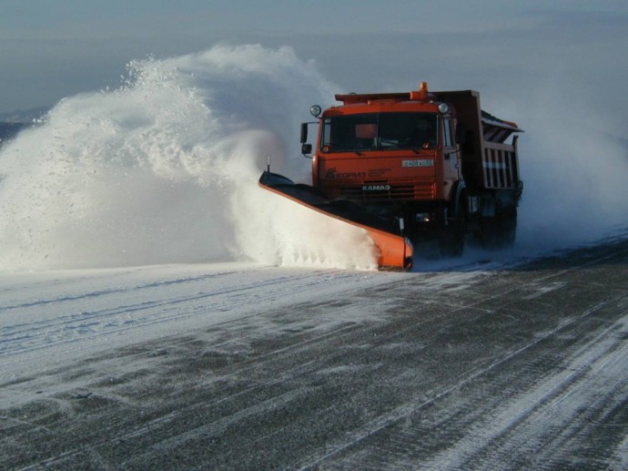 К югу от Байкала трассы будут чистить 83 единицы спецтехники