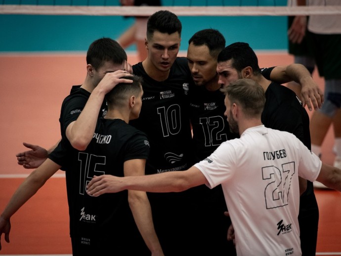 «Белогорье» открыло сезон победой над новосибирским «Локомотивом»