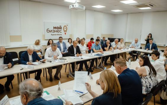 Курский «Школьный базар» в этом году могут перенести в здание Центрального рынка