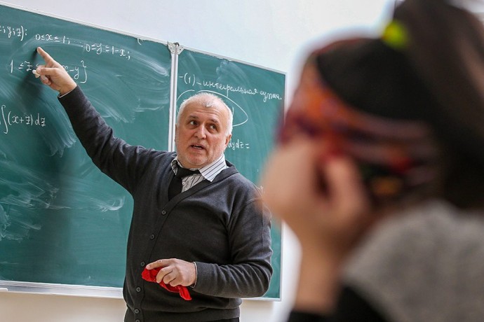 Бумажных аттестатов для профессоров и доцентов больше не будет – постановление Бумажных аттестатов для профессоров и доцентов больше не будет – постановление