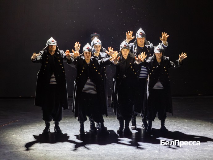 В Белгороде сыграли премьеру спектакля «Мальчиш-Кибальчиш»