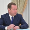 Александр Беглов поздравил  Дмитрия Медведева с 60-летним юбилеем