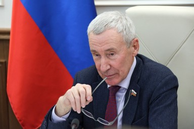 В СФ считают, что только Трамп может положить конец западной войне против России