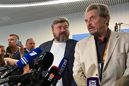 Отец Маска не ответил на вопрос о встрече с Путиным