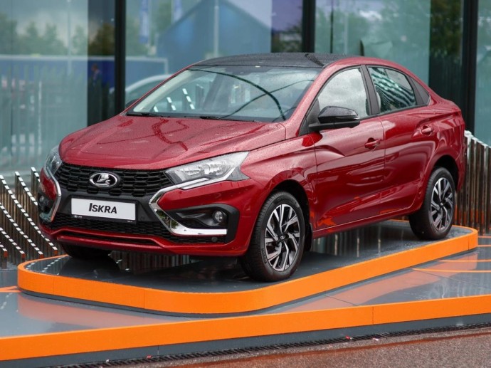 От тихого дебюта до всеобщего ажиотажа: родная Lada, о которой все говорят этой осенью