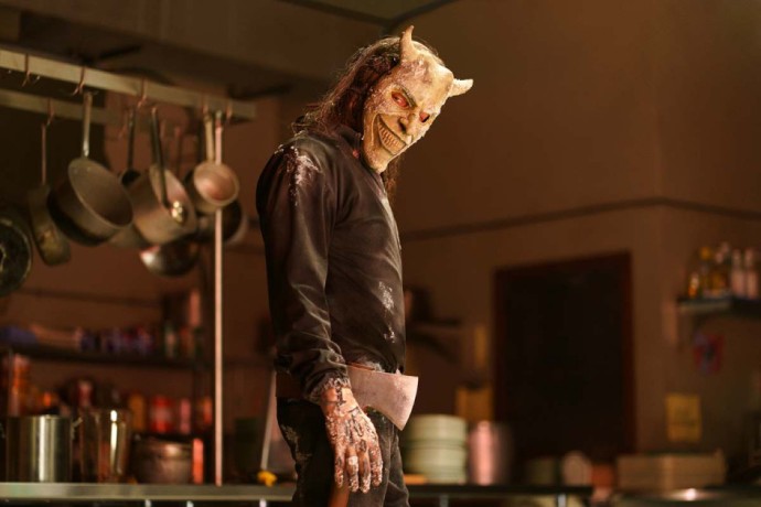 «Чёрный телефон 2»: пятница 13-е на улице Вязов