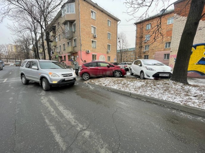 Беременная девушка попала в жёсткое ДТП во Владивостоке