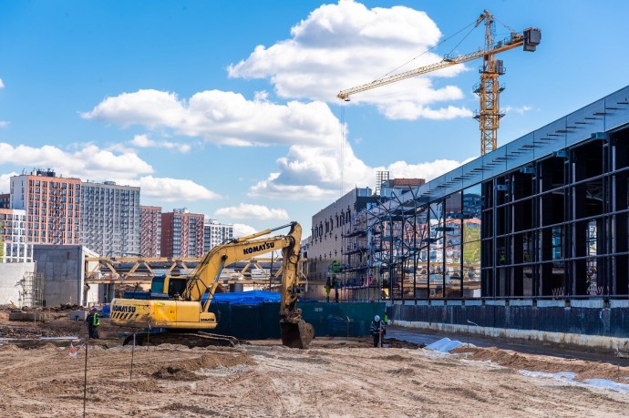 В Москве утвержден новый порядок контроля за ограждениями городских стройплощадок