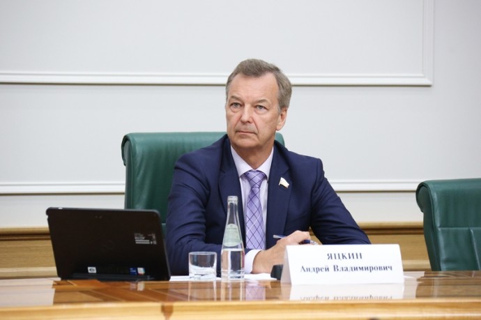 Яцкин: программа капремонта школ приносит видимые результаты