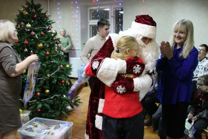 В Коряжме прошла акция  «Новогодняя гирлянда Доброты»