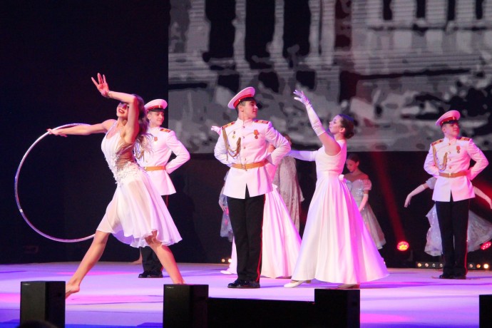 Ирина Винер представила спектакль ко Дню защитника Отечества Ирина Винер представила спектакль ко Дню защитника Отечества