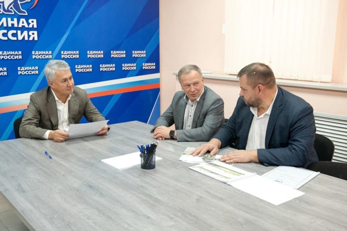 Рахим Азимов поможет создать «Аллею Славы» в Вахрушах