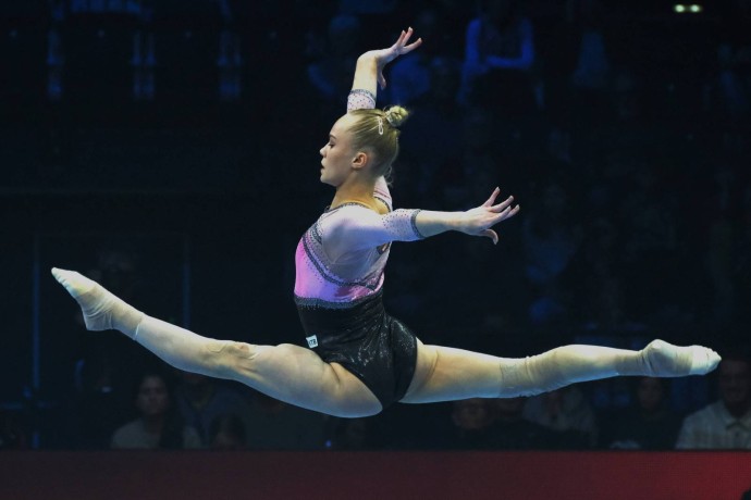Мельникова выиграла вторую золотую медаль на чемпионате мира по спортивной гимнастике Мельникова выиграла вторую золотую медаль на чемпионате мира по спортивной гимнастике