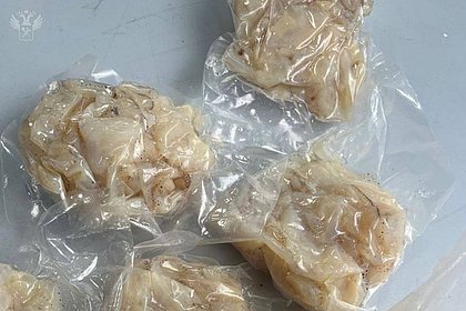 Россиянин попытался провезти морские деликатесы из Вьетнама и попался таможенникам Россиянин попытался провезти морские деликатесы из Вьетнама и попался таможенникам